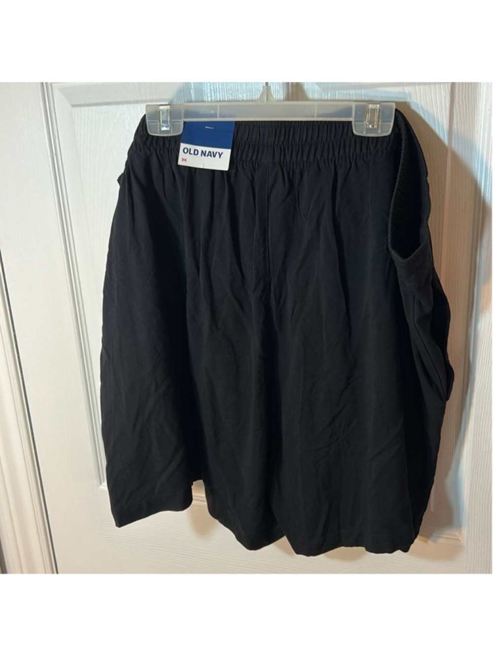 Old Navy Women's Black rayon Shorts size 3X NWT - Picture 5 of 6